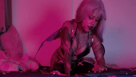    Kymmkitty    online show from September 21, 12:36 am
