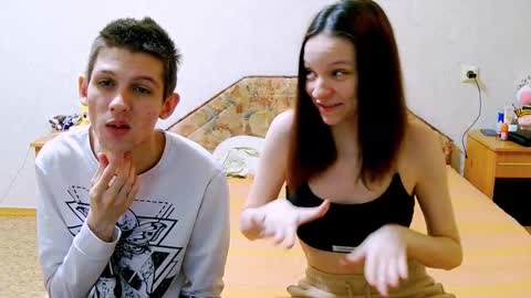 Ivy and Lester online show from March 9, 6:11 pm