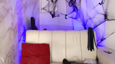 ivy_and_joseph online show from October 22, 9:27 pm