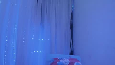 Snapshot of ivy_layla0 chatting on December 5, 5:10 am Ivy Layla online show from December 5, 5:10 am