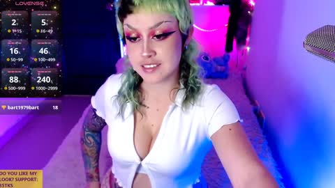Snapshot of ivy_rosse chatting on December 16, 3:54 pm You can find more of me here  online show from December 16, 3:54 pm