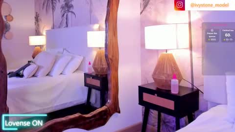 ivy_stonne online show from March 26, 8:25 pm