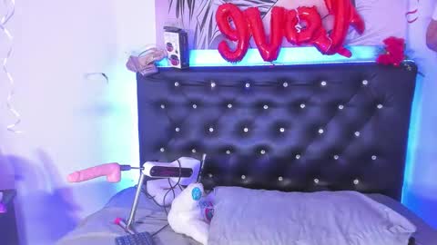 ivymilleer online show from September 22, 12:53 pm