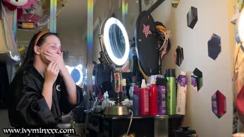 Snapshot of ivyminxxx chatting on December 15, 2:52 am Ivy Minxxx online show from December 15, 2:52 am