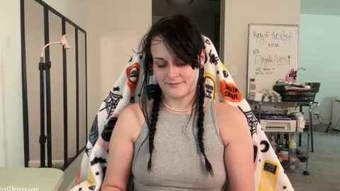 Snapshot of ivyminxxx chatting on October 22, 7:04 pm Ivy Minxxx online show from October 22, 7:04 pm