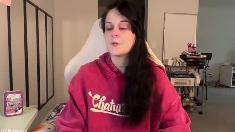 Snapshot of ivyminxxx chatting on October 28, 6:09 pm Ivy Minxxx online show from October 28, 6:09 pm