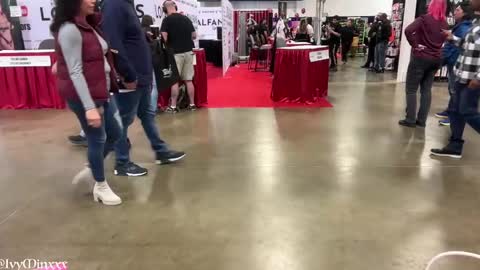 Snapshot of ivyminxxx chatting on December 7, 8:11 pm Ivy Minxxx online show from December 7, 8:11 pm