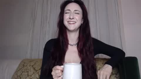 Ivy Rosie online show from October 9, 1:44 am