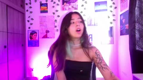 Ivy  online show from April 13, 6:34 pm