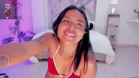 Snapshot of ivyy_moon chatting on March 8, 6:43 am ivyy_moon online show from March 8, 6:43 am