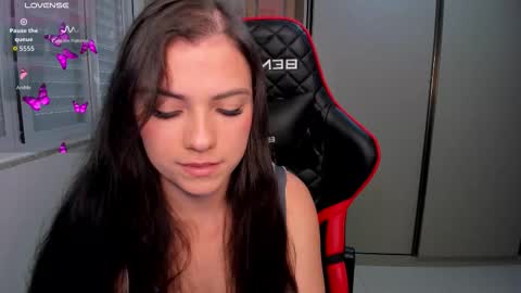 Snapshot of ivyy_scott chatting on September 15, 2:51 pm Ivvy online show from September 15, 2:51 pm