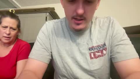 iwantyounow42069 online show from June 6, 1:33 am