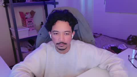 iwasd3nse online show from February 8, 6:55 pm