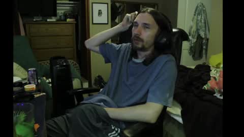 iwhitesmurf online show from May 16, 10:36 am
