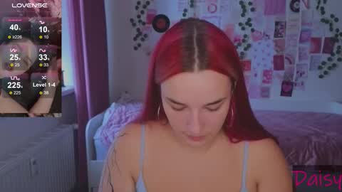 Snapshot of iwi_wi_wi chatting on September 14, 2:07 pm Daisy online show from September 14, 2:07 pm