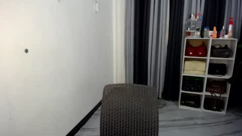 iwillcum4u_ online show from July 25, 3:15 am