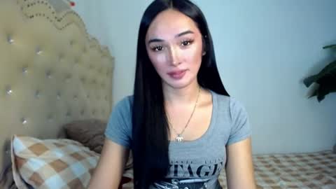 iwillcum4u_ online show from June 18, 6:24 pm