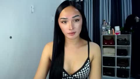 iwillcum4u_ online show from July 28, 2:13 pm