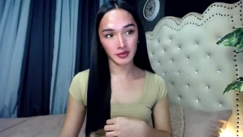 iwillcum4u_ online show from March 24, 12:11 pm