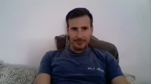 Snapshot of iyoperro chatting on September 15, 10:28 am Casandro online show from September 15, 10:28 am