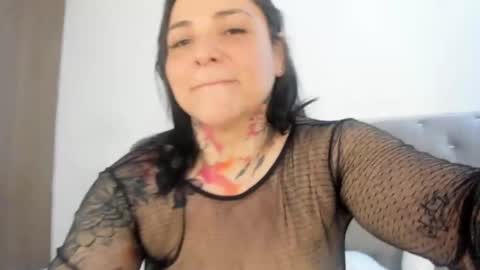 Izabella online show from February 6, 8:13 pm