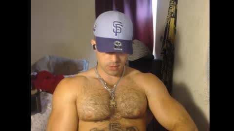 izak144 online show from April 2, 12:40 am