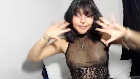 izumikawaii online show from March 3, 2:02 pm