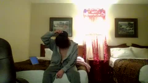 Snapshot of izzame2 chatting on February 15, 6:44 am Willis online show from February 15, 6:44 am