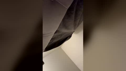 j11888 online show from April 27, 11:19 am