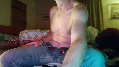 Snapshot of j4ckcock chatting on December 7, 7:32 am J4ckcock online show from December 7, 7:32 am