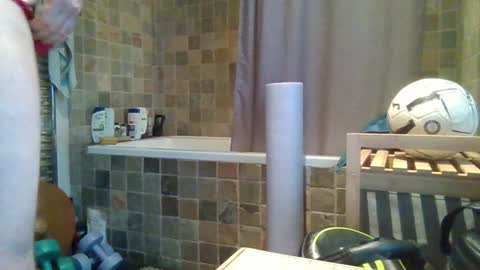 Snapshot of j4ckcock chatting on December 27, 9:06 am J4ckcock online show from December 27, 9:06 am
