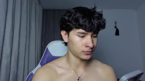 Noah online show from October 15, 3:35 pm