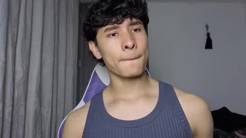 Noah online show from October 10, 4:46 pm