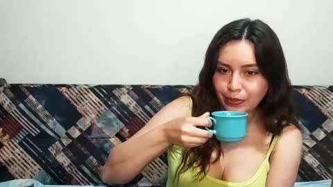 Snapshot of jack_emily11 chatting on February 13, 11:37 pm Jack and Emily online show from February 13, 11:37 pm