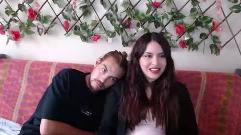 Snapshot of jack_emily11 chatting on September 14, 8:43 pm Jack and Emily online show from September 14, 8:43 pm