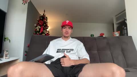 INDEPENDENT MODEL online show from December 16, 4:35 pm