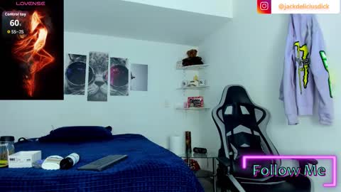 jackdeliciusdick online show from October 5, 8:12 am