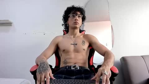 Jackes Taylor online show from November 17, 4:20 pm