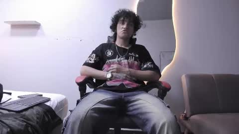 Jackes Taylor online show from February 20, 6:02 am