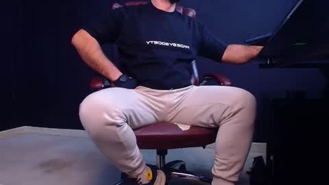 JackEthan online show from October 9, 5:24 am