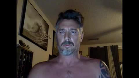 Snapshot of jackhammerhead chatting on December 2, 2:02 am jackhammerhead online show from December 2, 2:02 am