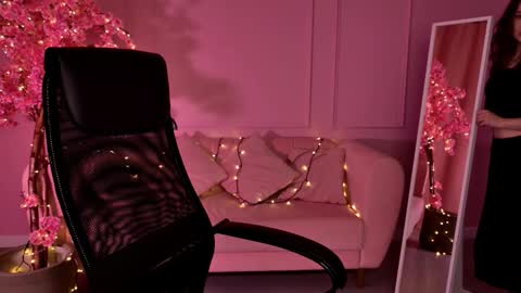 Jackie Byrd online show from September 25, 1:18 pm