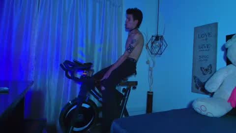 jackk_8 online show from September 10, 11:06 pm