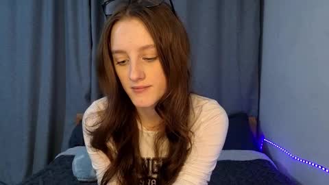 Lisa online show from March 15, 8:56 pm