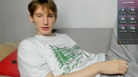 jackson_j6 online show from December 14, 4:19 pm