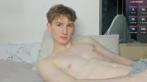 jackson_j6 online show from February 7, 4:16 am