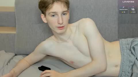 jackson_j6 online show from February 18, 12:39 pm