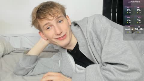 jackson_j6 online show from February 5, 6:13 am