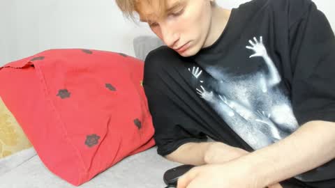 jackson_j6 online show from December 9, 3:29 am