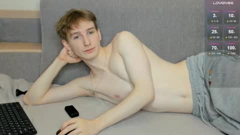 jackson_j6 online show from February 18, 7:32 am